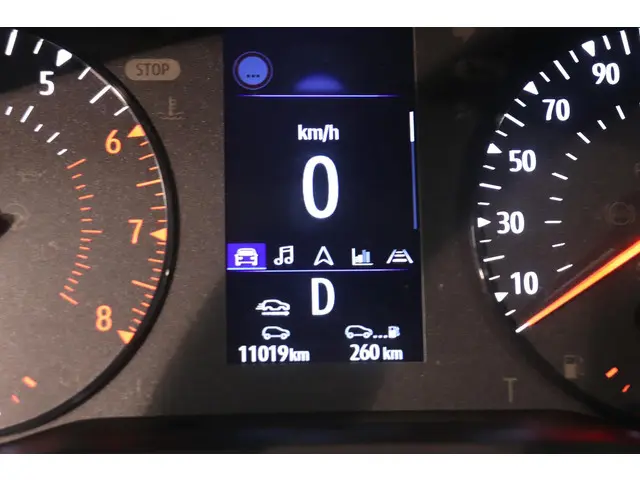 Renault Kangoo 1.3 TCe 130 Luxe Family EDC 2023 Benzine 4