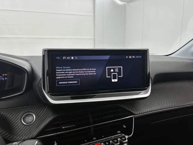 Peugeot 208 1.2 PureTech 100 Allure 2024 Benzine 18