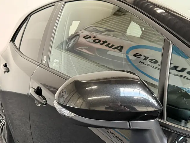 Toyota Corolla 1.8 Hybrid TeamD 2022 Hybride Benzine 33