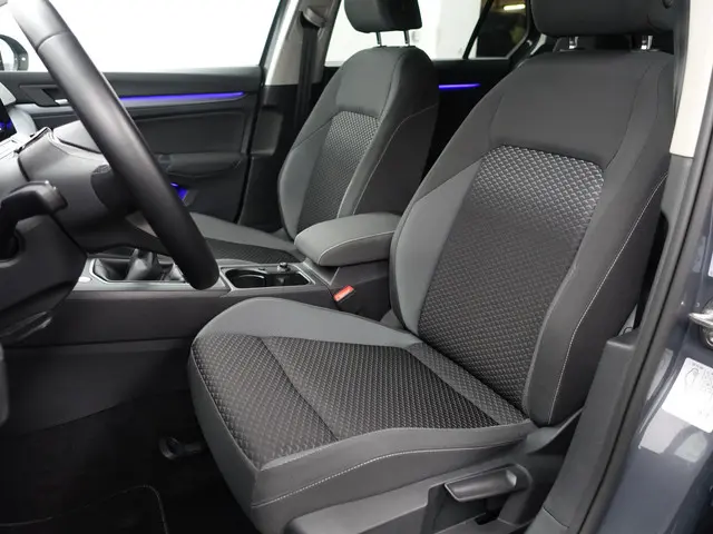 Volkswagen Golf 1.5 TSI 2022 Benzine 22