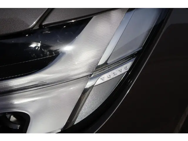 Volvo S90 2.0 B4 R-Design 2022 Benzine 5