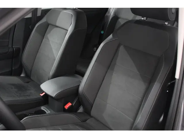 Volkswagen T-Roc 1.5 TSI 150pk DSG Style 2023 Benzine 11