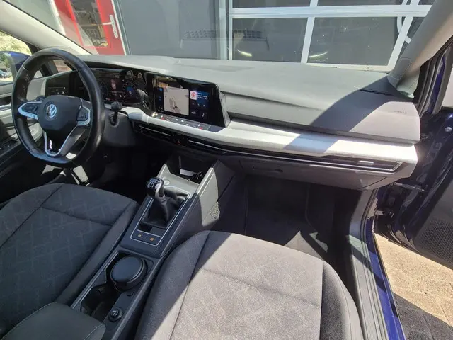 Volkswagen Golf 1.5 TSI Life Navi Pro LED 2020 Benzine 21