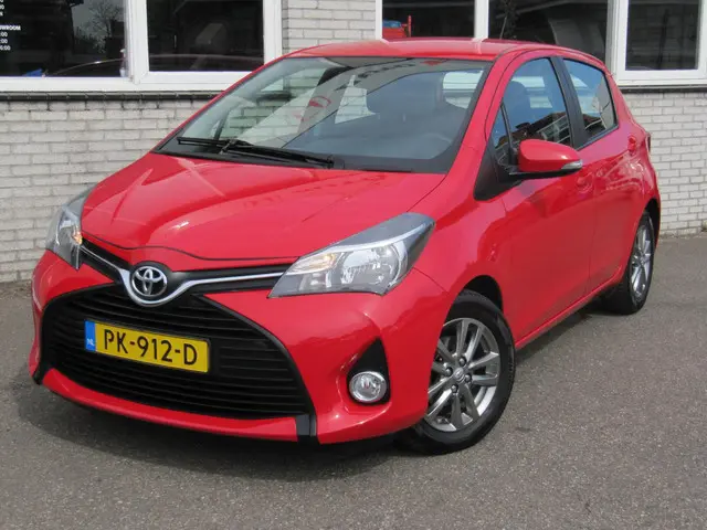 Toyota Yaris 2
