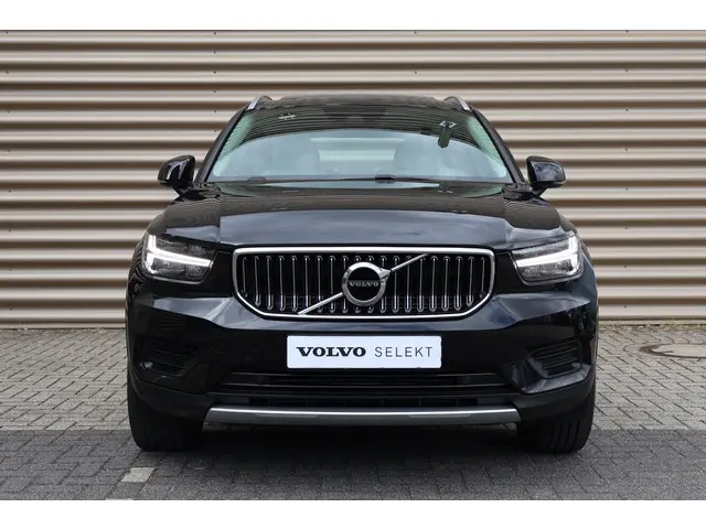 Volvo XC40 T4 Recharge Inscription 2022 Hybride Benzine 4