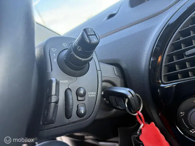 Renault Modus 1.2 TCE Night & Day 2012 Benzine 19