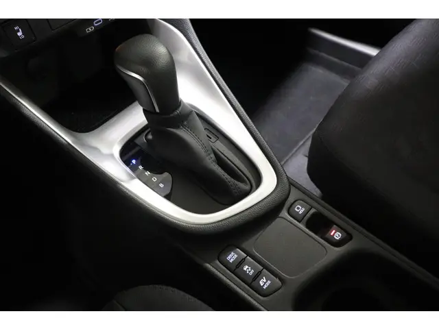 Toyota Yaris 1.5 Hybrid 115 Active, 2024 Hybride Benzine 13