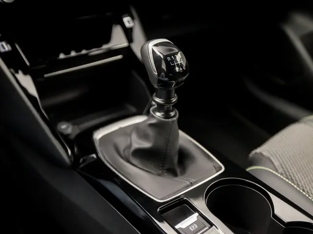 Peugeot 208 1.2 PureTech Allure Pack Sport 2023 Benzine 25