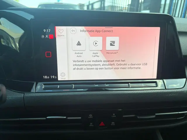 Volkswagen Golf 2.0 TSI GTI 2021 Benzine 12