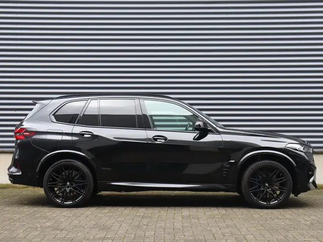 BMW X5 M Competition 2025 Benzine 5