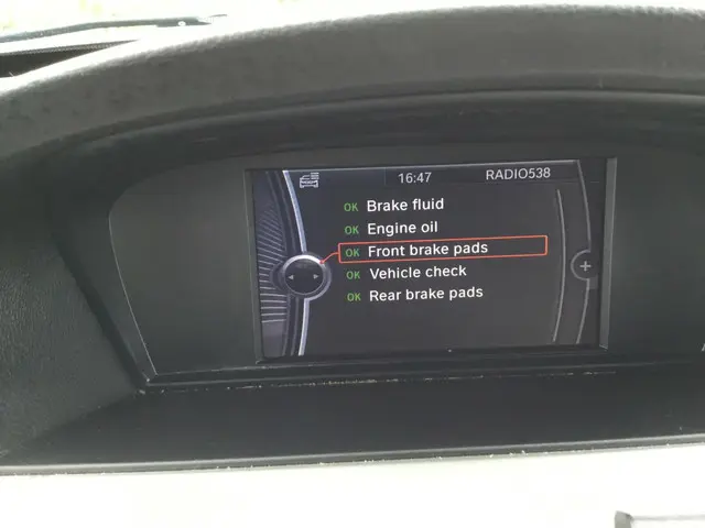 BMW 3 Serie Touring 318i Automaat 2012 Benzine 16