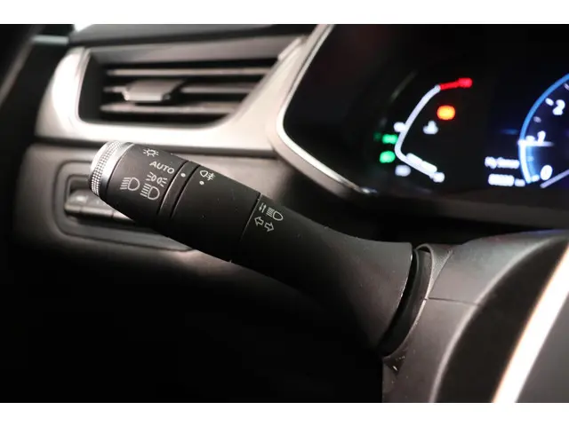 Renault Captur 1.0 TCe 100 Intens 2020 Benzine 31