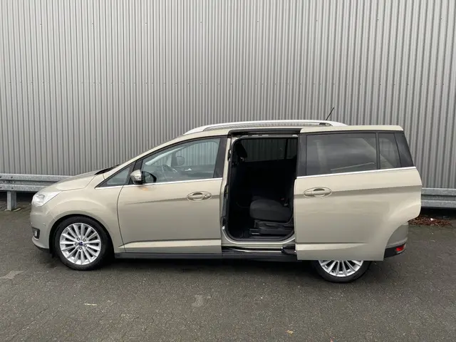 Ford Grand C-Max 1.0 Titanium 2016 Benzine 10