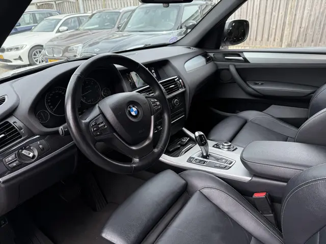 BMW X3 xDrive20i High Executive Panorama 2014 Benzine 11