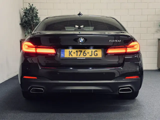 BMW 5 Serie 520i High Exe. M-Sport Plus 2021 Benzine 8