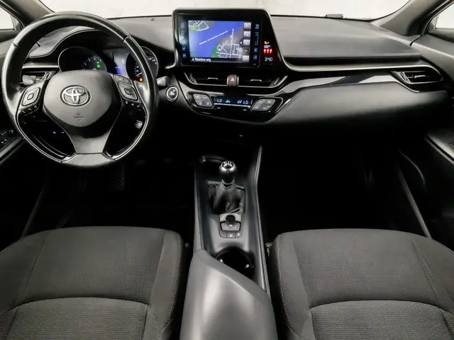 Toyota C-HR 1.2 Design 2018 Benzine 6