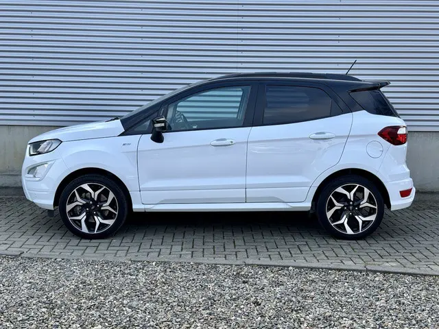 Ford EcoSport 2