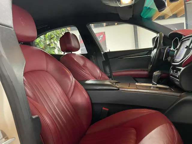 Maserati Ghibli S 3.0 V6 Bi-Turbo 2015 Benzine 12