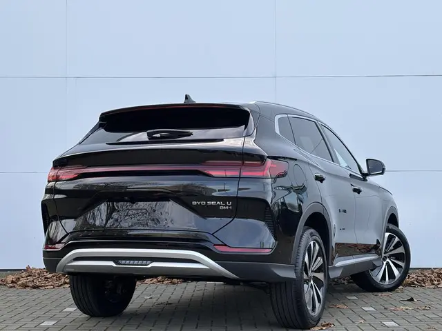 BYD SEAL U 2