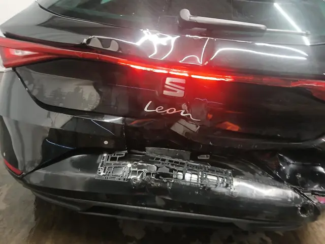 SEAT Leon 1.5 TSI FR SCHADEAUTO!! 2020 Benzine 7