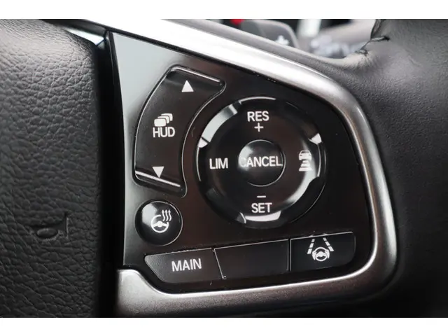 Honda CR-V 1.5 AWD Executive 2018 Benzine 31