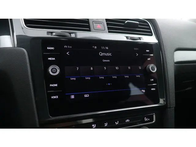 Volkswagen e-Golf E-DITION 36kWh 136pk 2020 Elektrisch 21