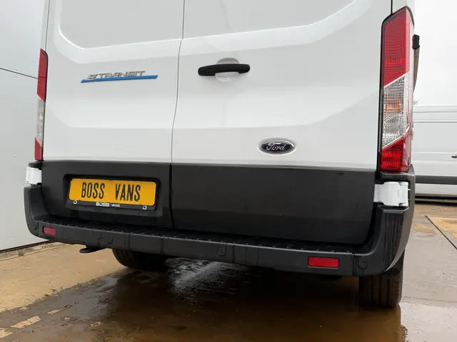 Ford E-Transit 390 68kWh 184PK 2023 Elektrisch 17