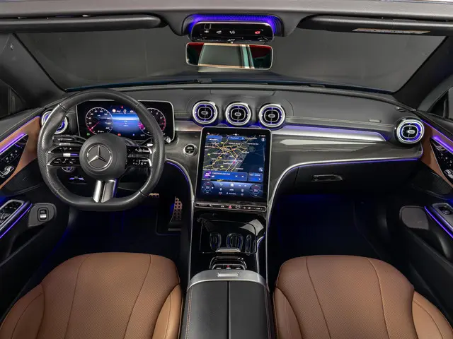 Mercedes-Benz CLE Cabriolet 200 AMG Line 2024 Benzine 13