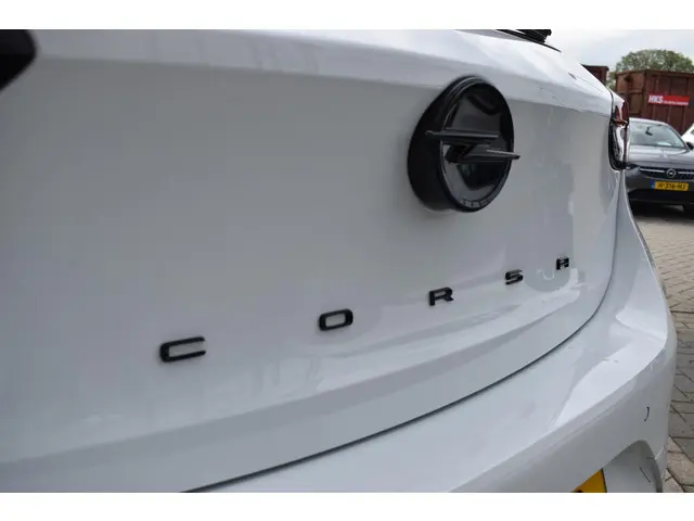 Opel Corsa 1.2 GS 2025 Benzine 19