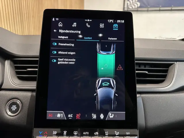 Renault Captur 1.3 TCe 158pk Techno 2025 Benzine 12