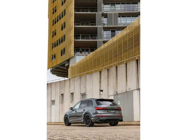 Audi SQ7 4.0 TFSI quattro ABT 7p 2024 Benzine 107