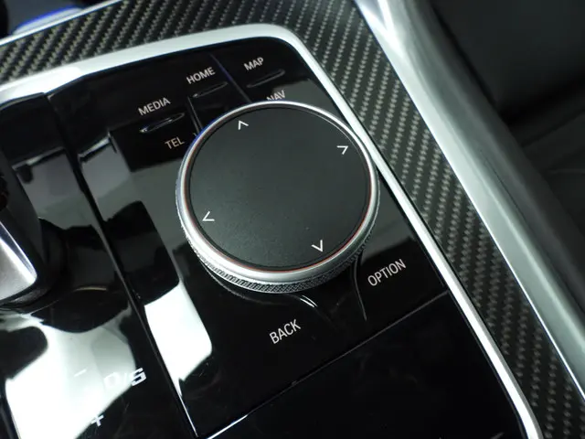 BMW XM 50e 2024 Hybride Benzine 34