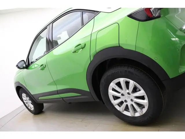 Opel Mokka 1.2 Turbo 100pk Edition 2022 Benzine 21