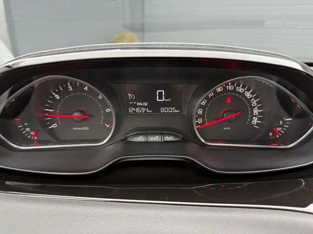 Peugeot 208 1.2 VTi Allure 2014 Benzine 22