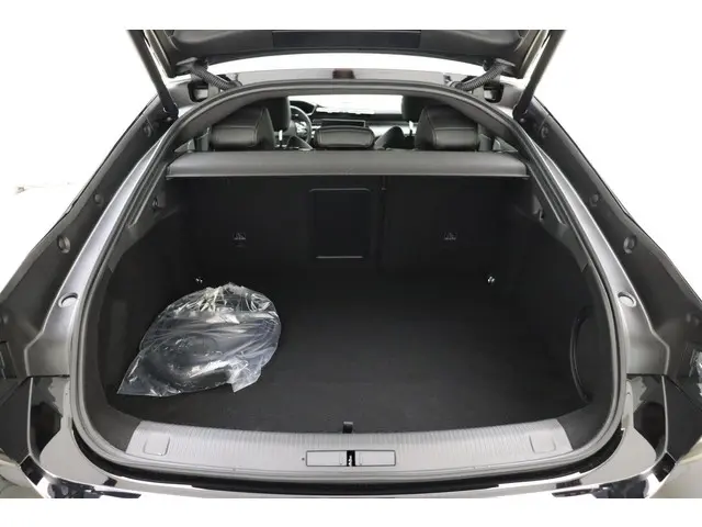 Peugeot 508 1.6 HYbrid Allure 2025 Hybride Benzine 34