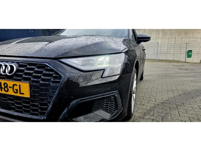 Audi A3 Limousine 30 TFSI Pro Line 2023 Hybride Benzine 3