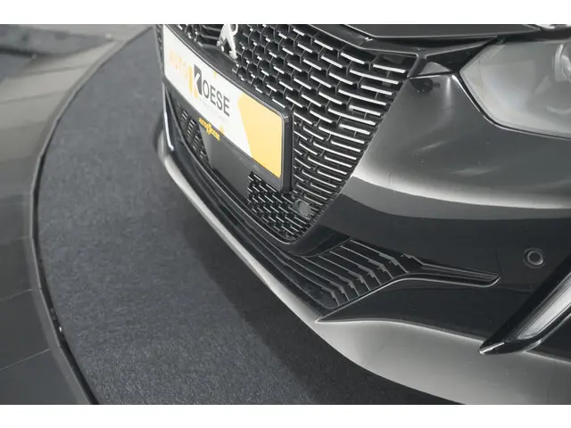 Peugeot 208 PureTech 130 EAT8 GT-Line 2020 Benzine 17