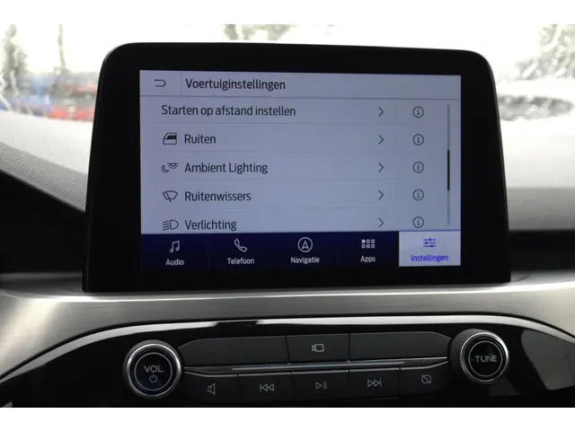 Ford Kuga 2.5 FHEV Titanium 2023 Hybride Benzine 41