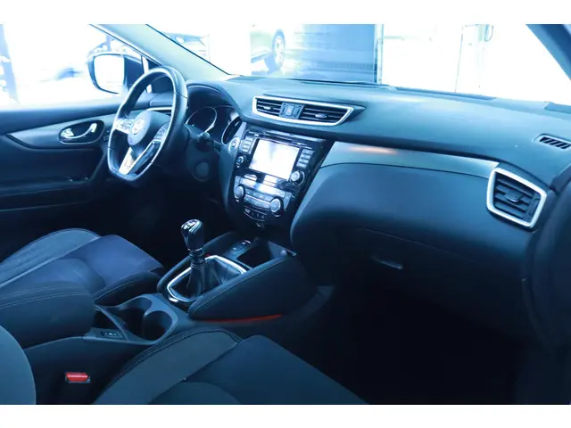 Nissan QASHQAI 1.6 N-Connecta 2017 Benzine 10