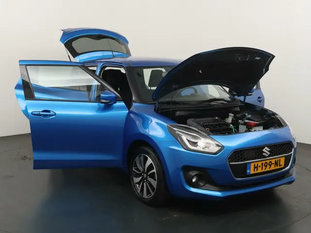 Suzuki Swift 1.2 Stijl Smart Hybrid 2020 Benzine 26