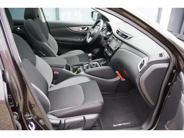 Nissan QASHQAI 1.2 N-Connecta 2018 Benzine 18