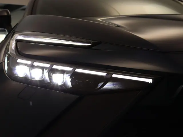 Toyota C-HR 1.8 Hybrid 140 Dynamic 2025 Hybride Benzine 39