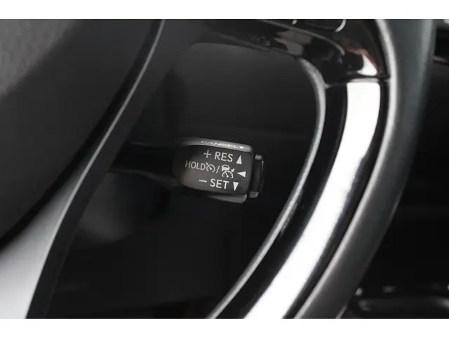 Toyota C-HR 2.0 Hybrid Style 2021 Hybride Benzine 23