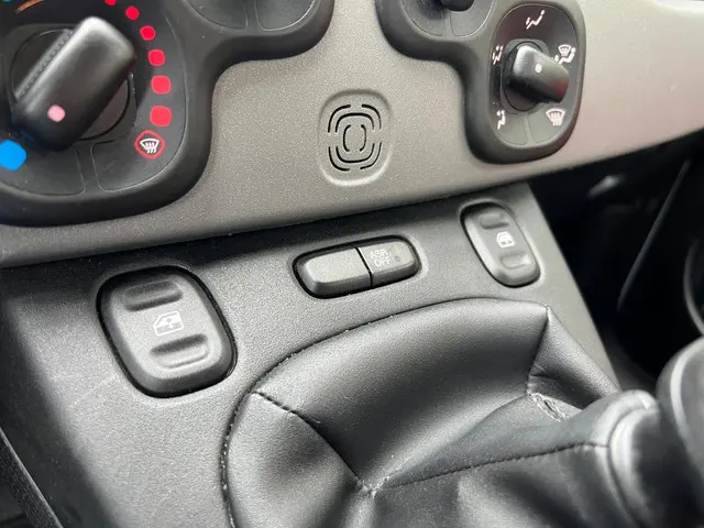 Fiat Panda 0.9 TwinAir Edizione Cool, Airco 2015 Benzine 20