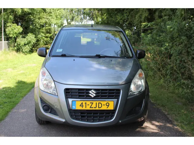 Suzuki Splash 1.0 VVT Base *NAP *RIJDT PERFECT !! 2012 Benzine 8