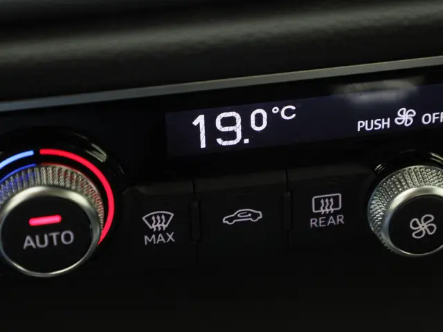 Audi Q3 40 TFSI/190PK S-tronic quattro 2021 Benzine 32