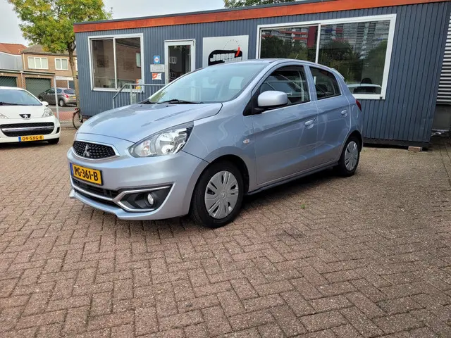 Mitsubishi Space Star 1.0 Cool+ 2017 Benzine 2