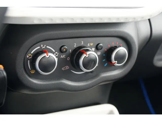Renault Twingo 1.0 SCe Collection 2018 Benzine 20