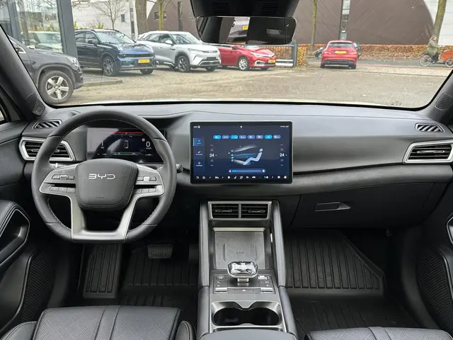 BYD ATTO 2 Boost 45 kWh 2024 Elektrisch 9