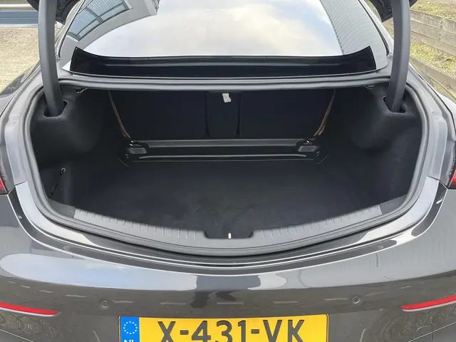 Mercedes-Benz CLE Coupé 200 AMG Line 2024 Benzine 23